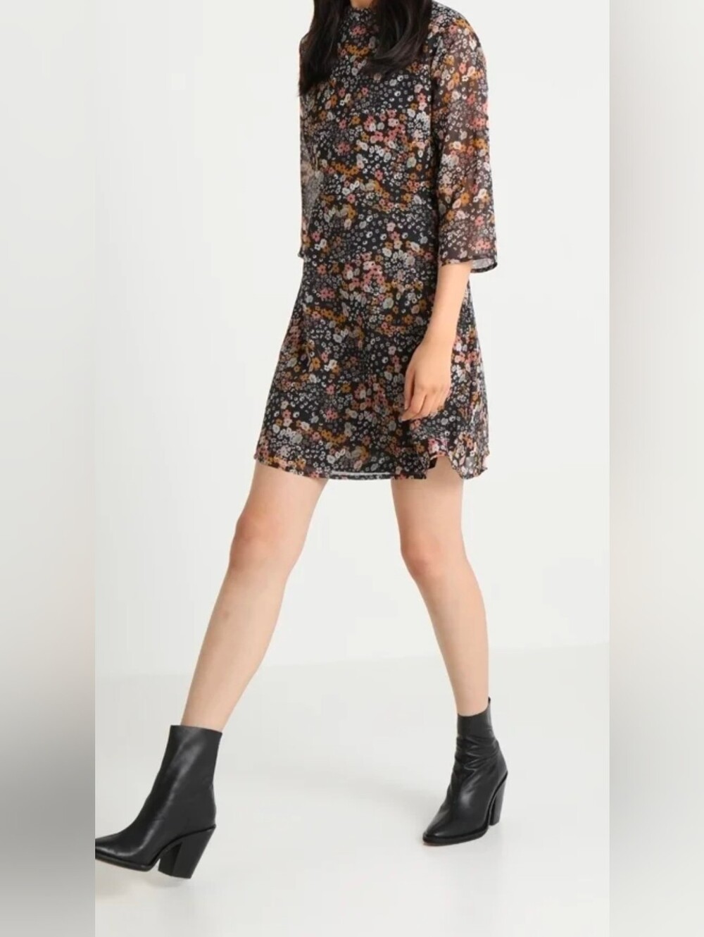 Jacqueline de Yong Floral Mini Dress Size 10 Long Sleeve Mock Neck